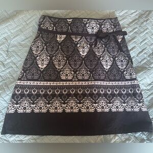 Majora Gray, Black and White patterned Skirt - medium
